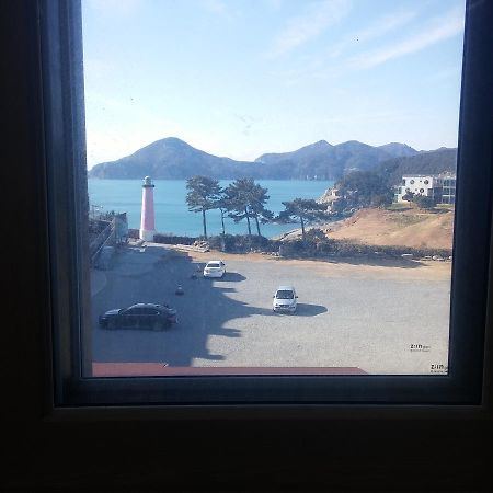 Geoje Haebaram Pension エクステリア 写真